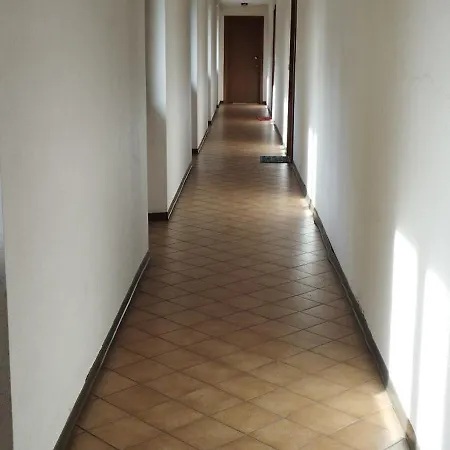 La Tana Del Ghiro Valdilana شقة